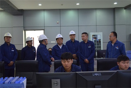 田亞東調(diào)研和寧公司 (3).jpg