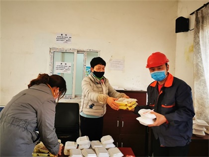 瀘天化股份公司領導慰問銷售一線員工及運輸客戶