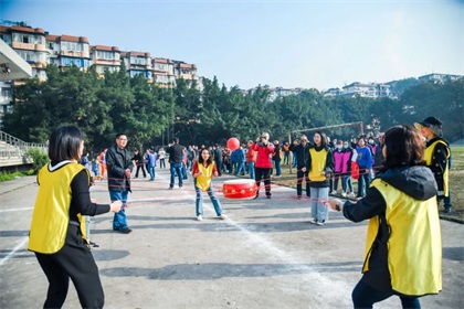 強(qiáng)黨建 聚合力 抓作風(fēng) 促發(fā)展——瀘天化股份公司開(kāi)展“三八”婦女節(jié)主題活動(dòng)