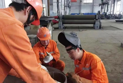 弘旭公司蔣興勇榮獲納溪區(qū)2022 年度“云溪工匠”榮譽(yù)稱號