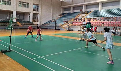 瀘天化股份公司應(yīng)邀與天華集團公司進行羽毛球交流友誼賽