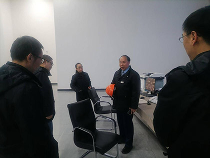 瀘天化股份公司黨委書(shū)記、董事長(zhǎng)廖廷君到指揮中心調(diào)研指導(dǎo)工作